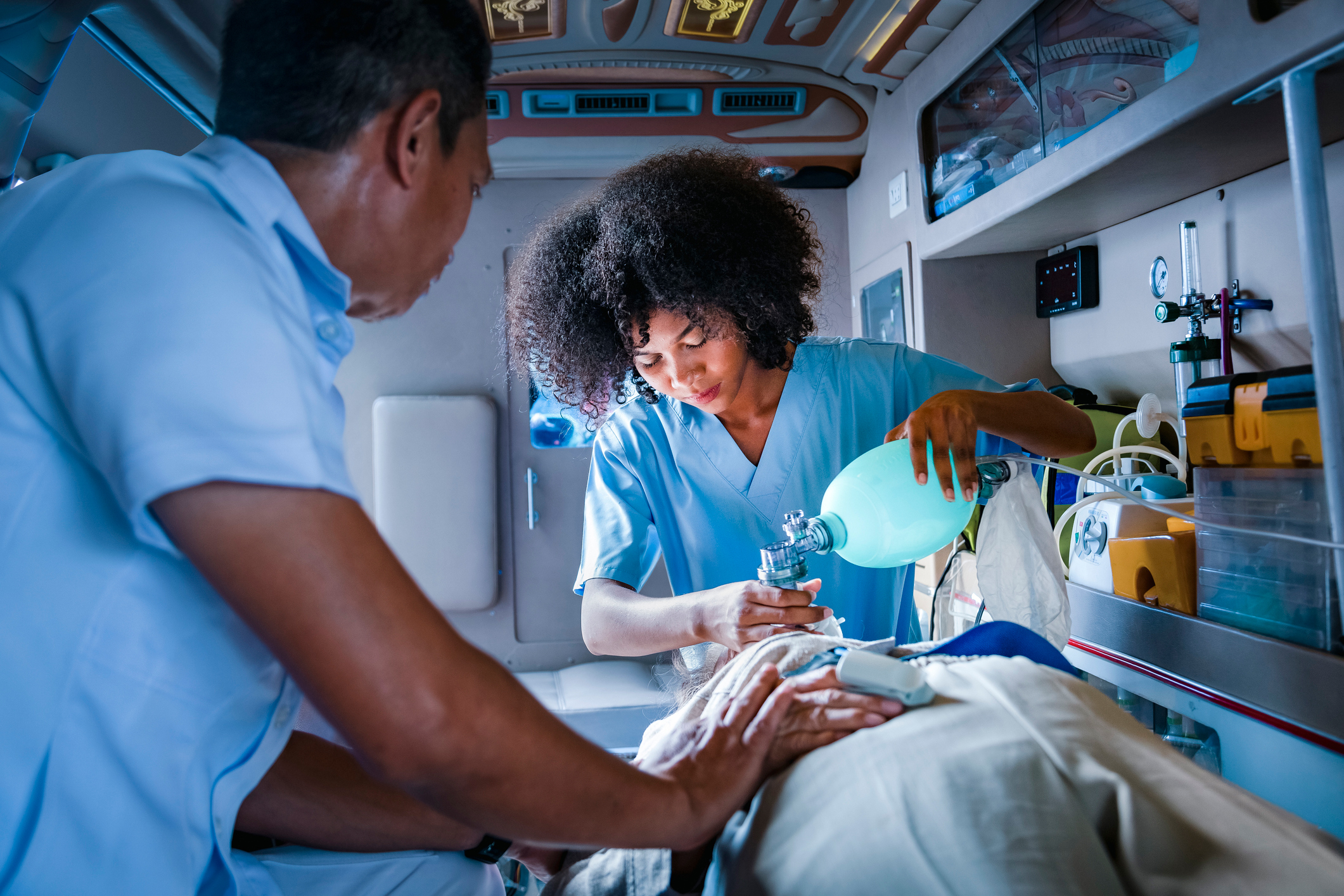 Ambulance & EMT